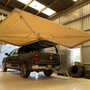 Toldo tipo Batwing